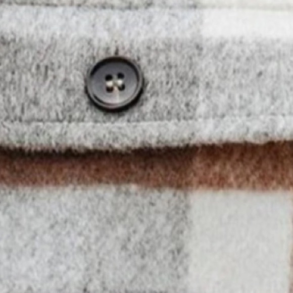 New Thick woolen plaid flannel button down jacket - Picture 5 of 6